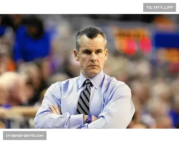 国王陷入连败困境 攻防体系失衡导致战绩滑落谷底 国王陷入连败困境 攻防体系失衡导致战绩滑落谷底